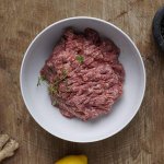 Stor- köttlåda, ca: 27 - 30kg  Pris:245 kr/kg